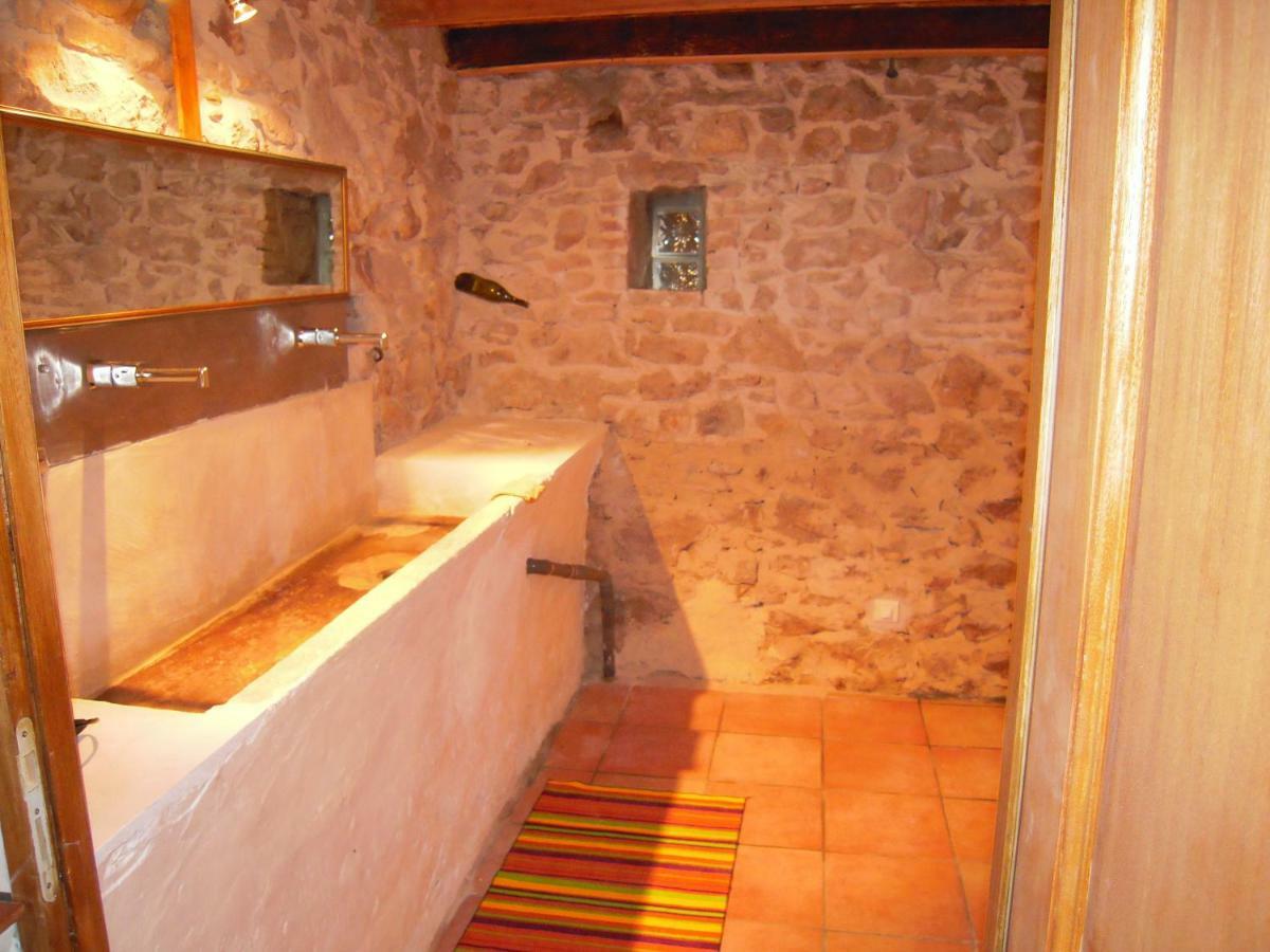Domaine Chanoine Rambert Saint-Andre-d'Olerargues Buitenkant foto